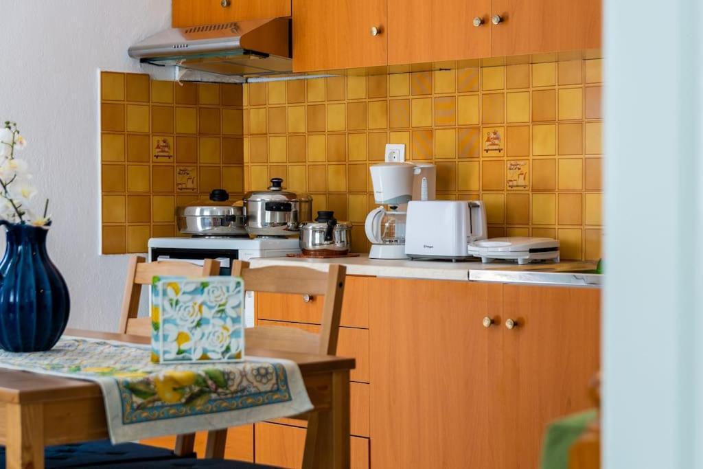 Central Little Home Kalambaka Eksteriør billede